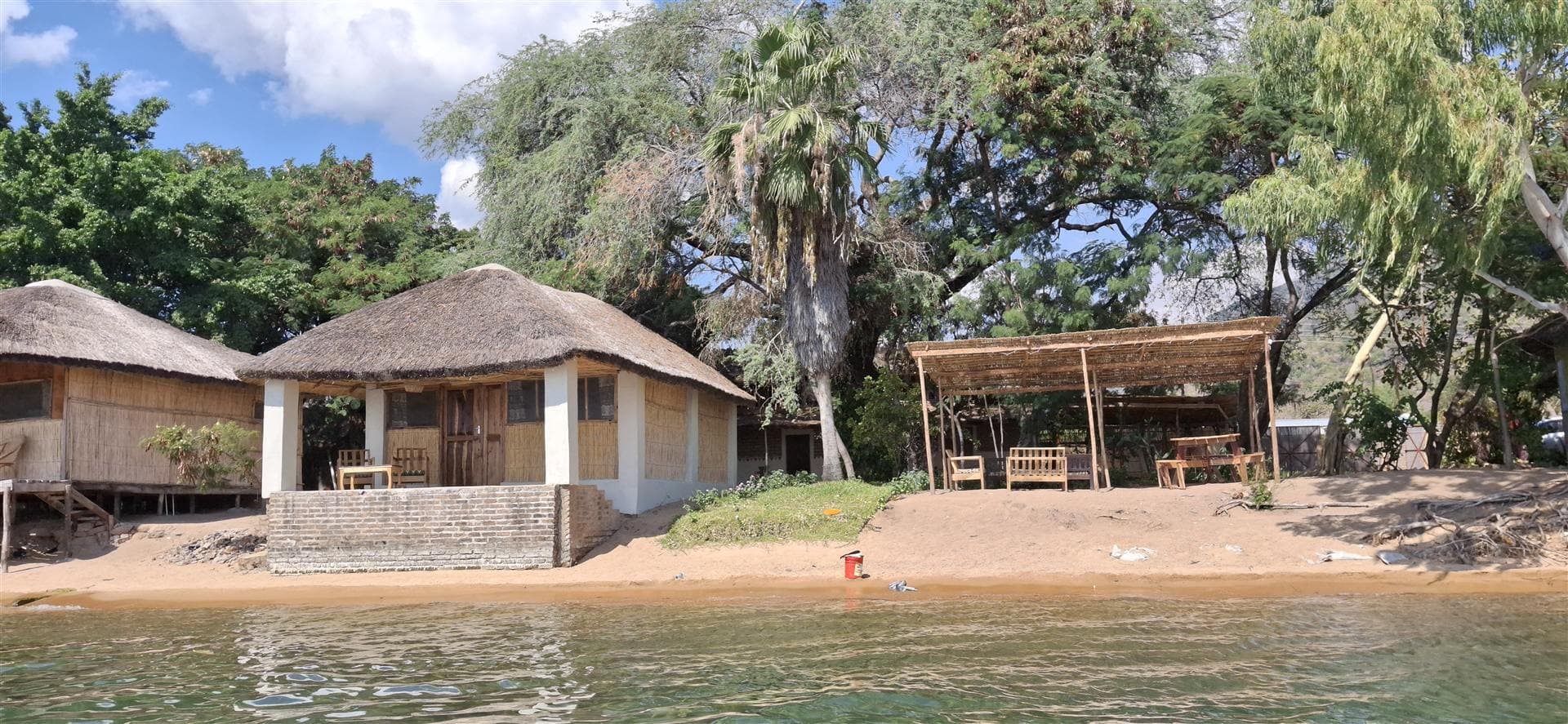 Lake View Rooms — Ngoni — photo 2