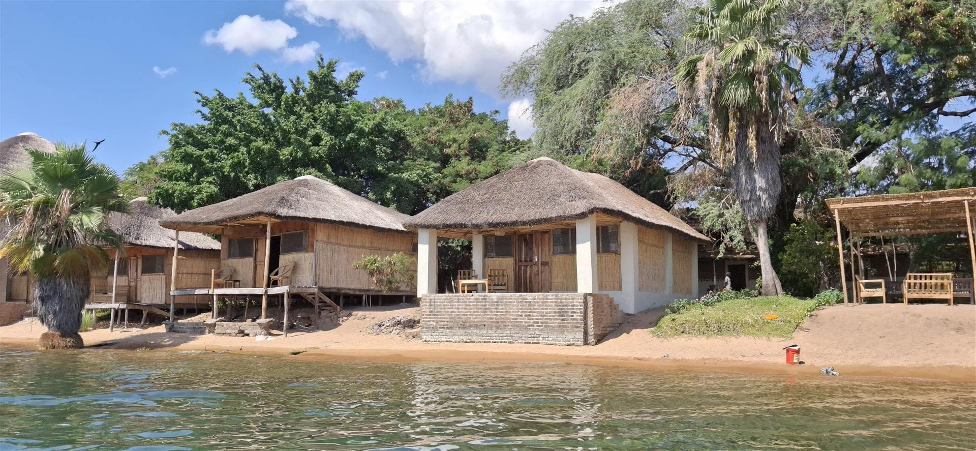 Lake View Rooms — Ngoni — photo 3
