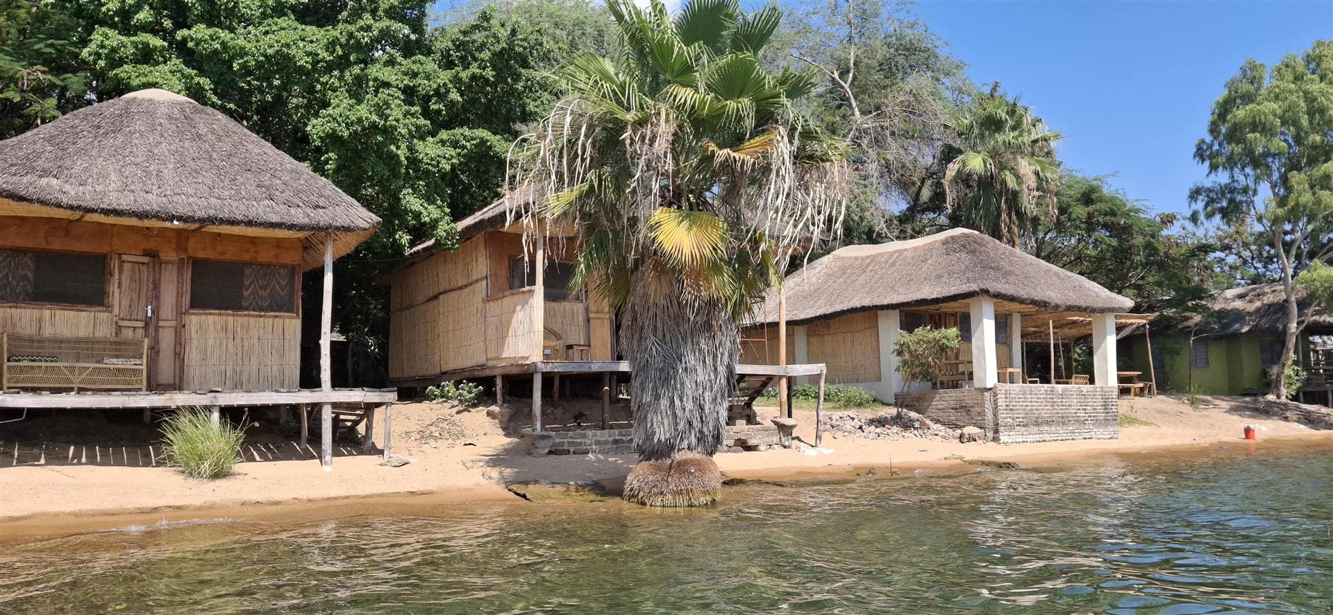 Lake View Rooms — Ngoni — photo 5