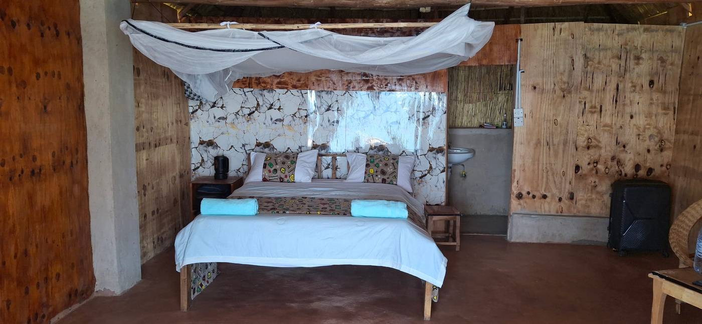 Standard Room (Tumbuka) at Anake Lodge, Cape Maclear – photo 7 of 12